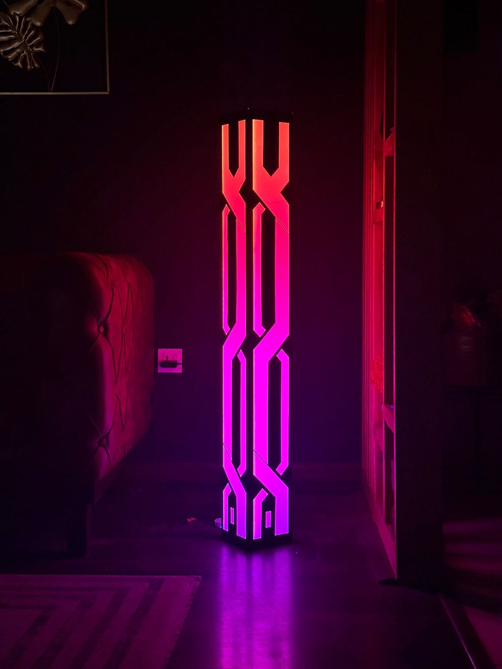 NEXUS FLOOR LAMP