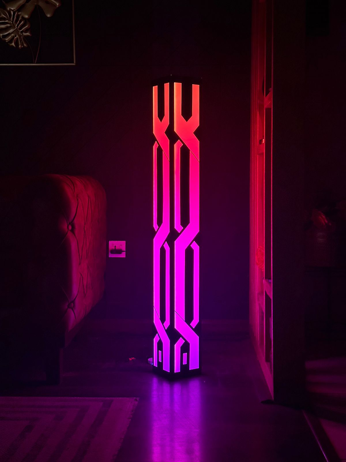 NEXUS FLOOR LAMP